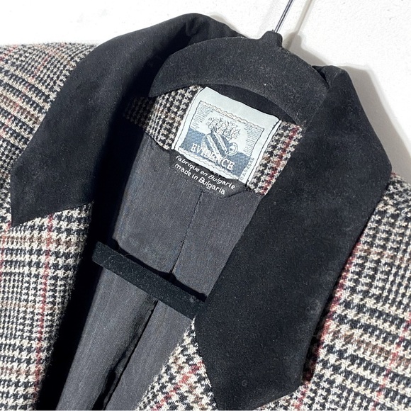 Evidence Black Beige Red Houndstooth Blazer with Black Velvet Collar 8 - Picture 11 of 13